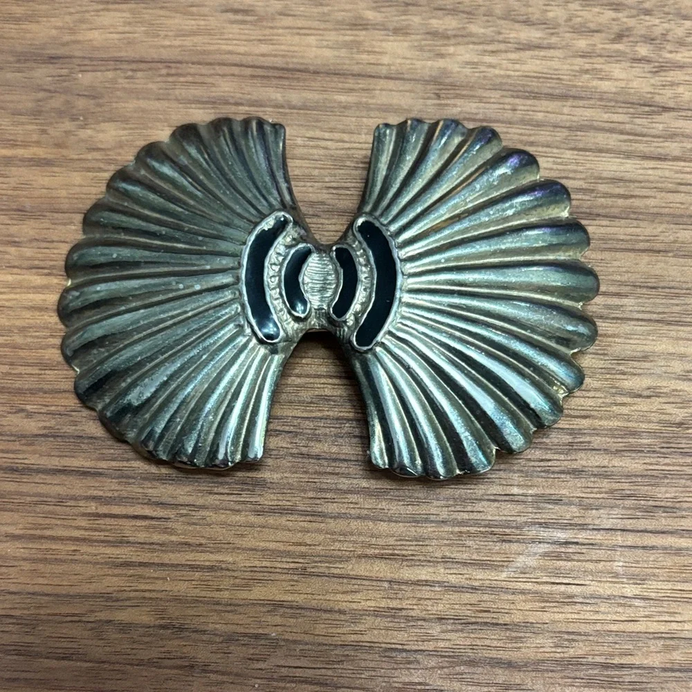 Vintage Gold tone Shell Design Belt Buckle